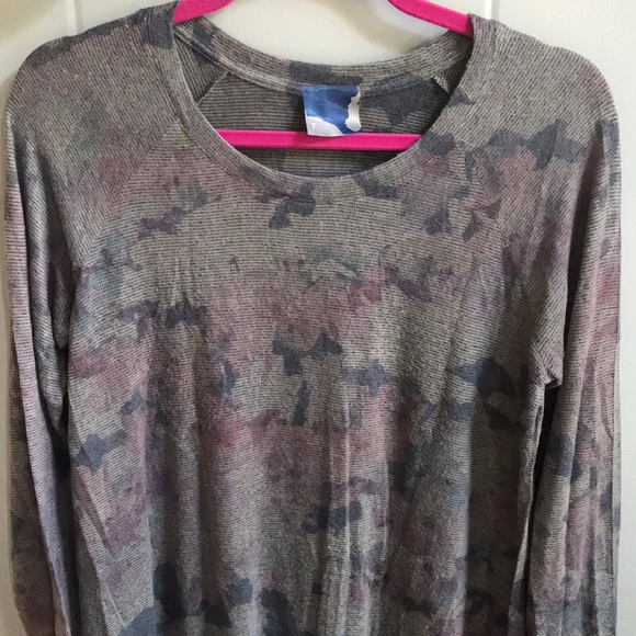 Alex T hi-lo swing top size large - Picture 2 of 3